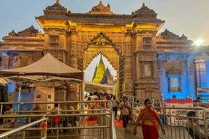 KASI-TOUR-PACKAGE-FROM-BANGALORE