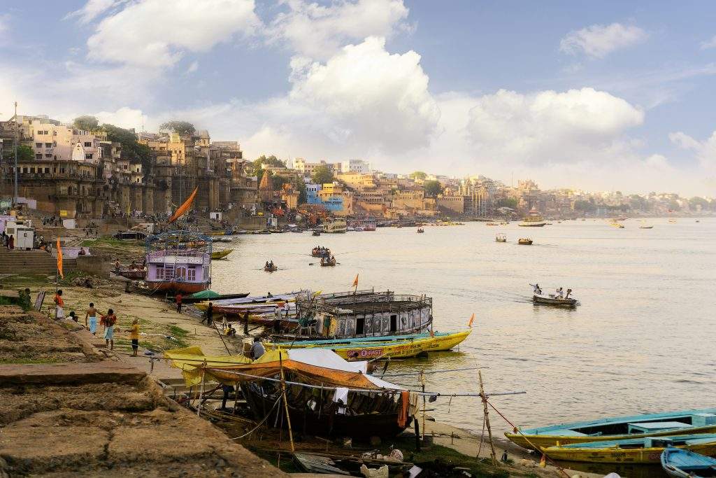 Kasi-Tour-Package-from-Hyderabad-by-Flight-2-days